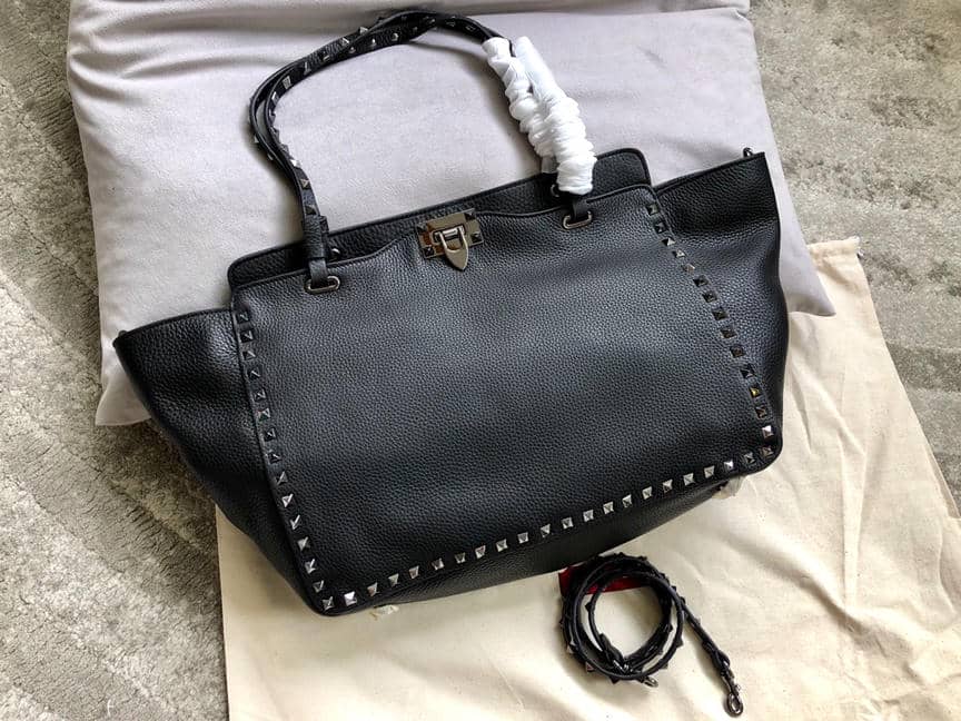 002-Rockstud 1083